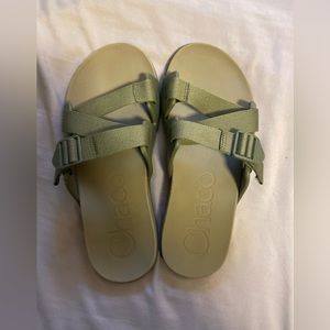 Chaco Chillos Slide Size 10